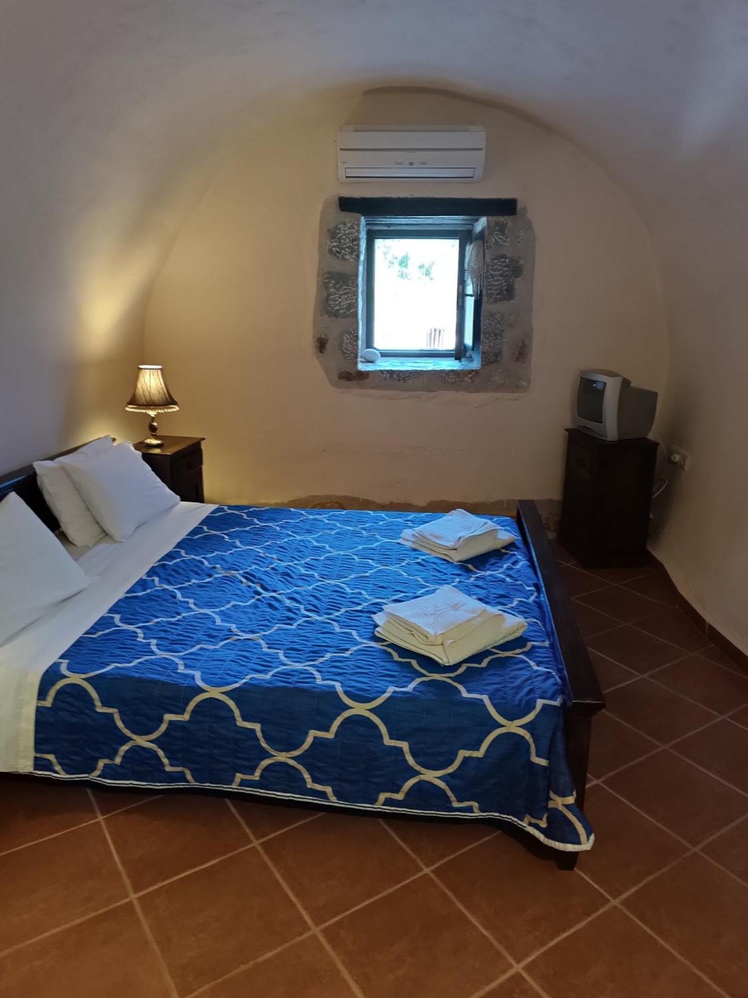 Pirgoi Edem Hotel Pírgos Dhiroú Szoba fotó