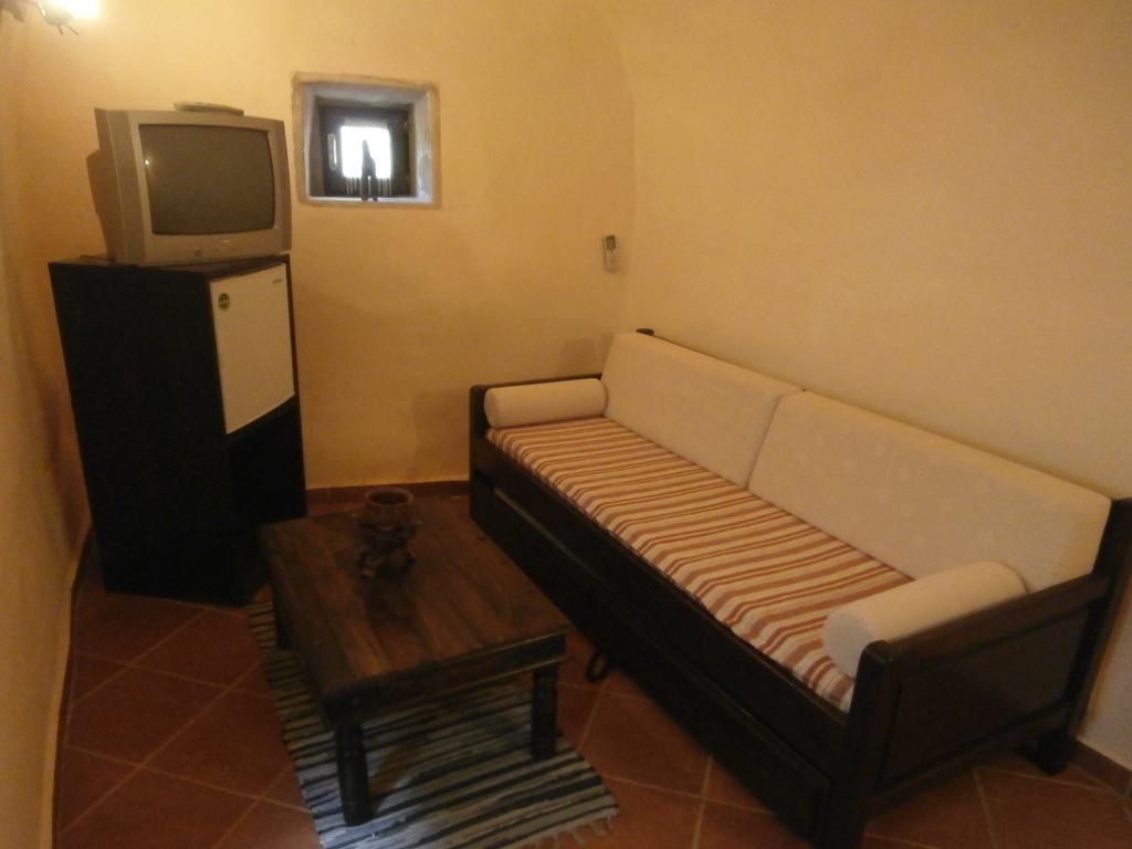 Pirgoi Edem Hotel Pírgos Dhiroú Szoba fotó