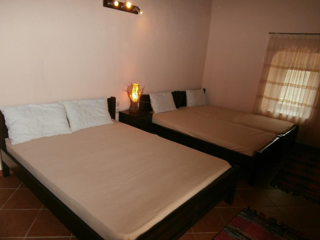 Pirgoi Edem Hotel Pírgos Dhiroú Kültér fotó
